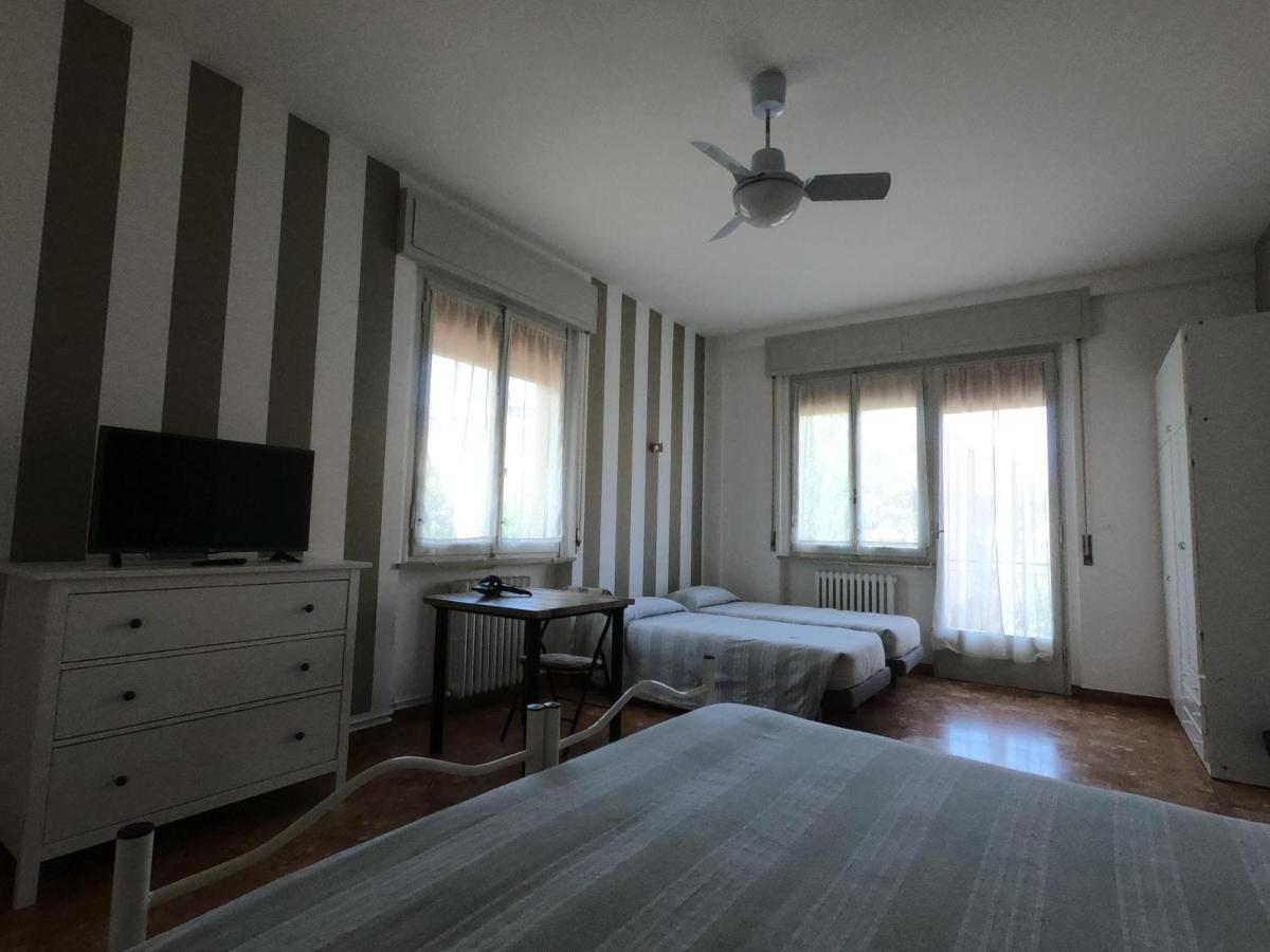 Gardenia Guest House Forli Bagian luar foto